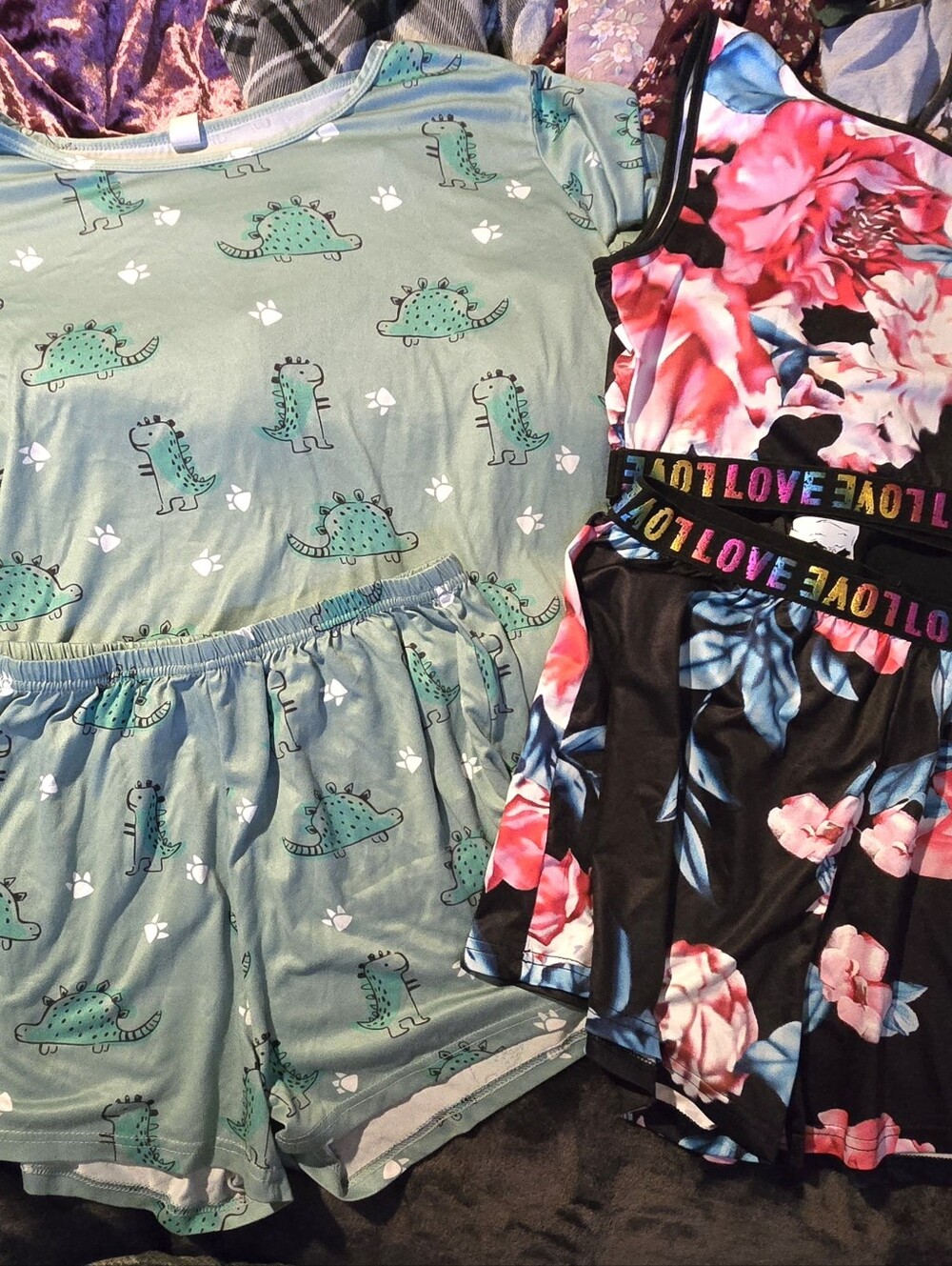 Lot/Bundle of 15 Womens/Misses Clothing (L-XL) - Picture 6 of 8
